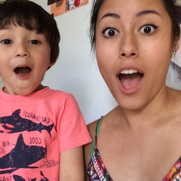 Meet your Posher, Michelle - Picture 1 of 1