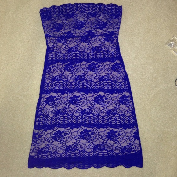 blue lace bodycon dress