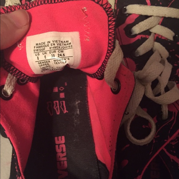 Converse ! - Picture 3 of 3