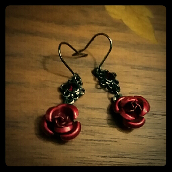 Rose earrings