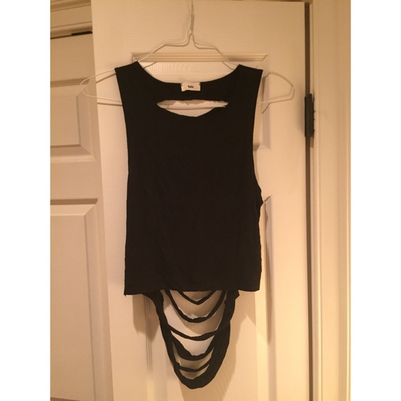 TOBI shredded back black top LARGE