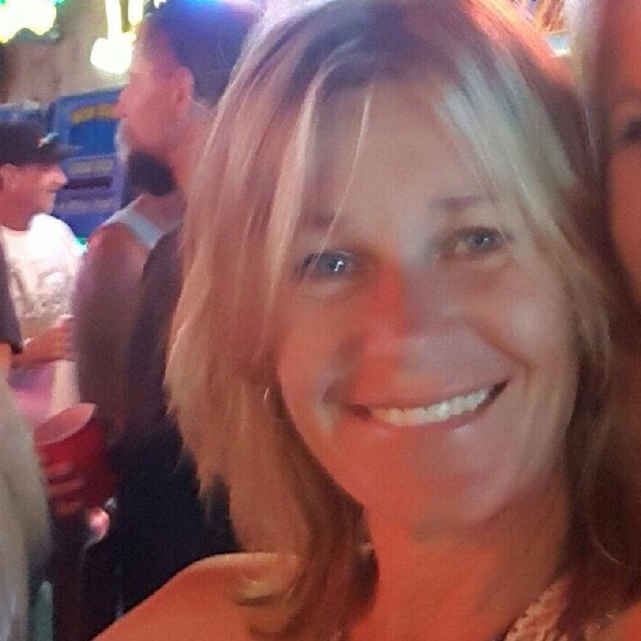 Meet your Posher, Sherri