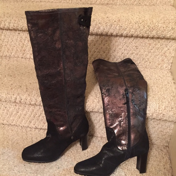 Stuart weitzman size 6