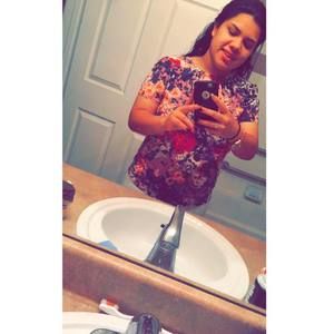 Meet your Posher, Karina