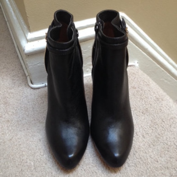 Coach black and gold boots 6 - Picture 2 of 4