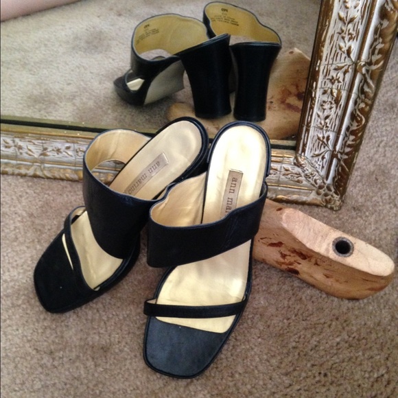 Vintage Ann Marino Black Leather Strap Heel - Picture 2 of 4