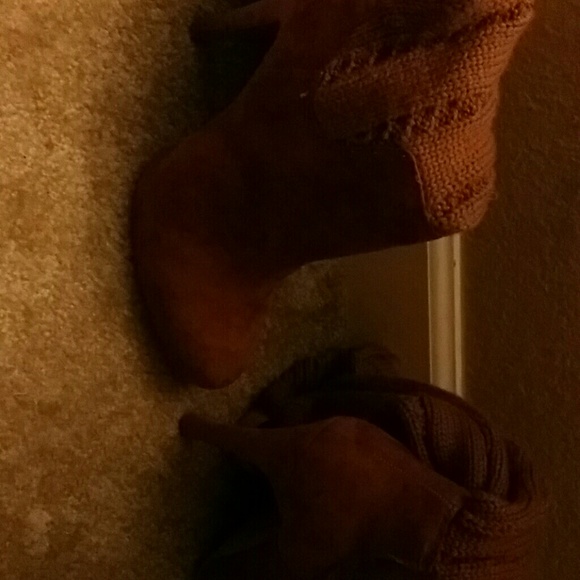 Boots - Picture 2 of 2