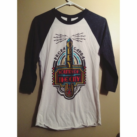 obey shirt