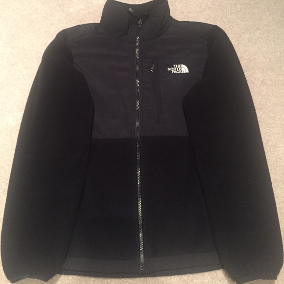 The North Face Outerwear - North Face Fleece ❄️