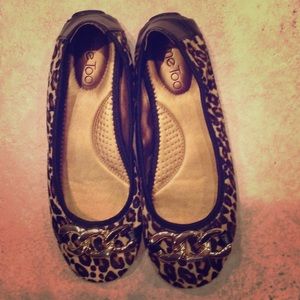 Leopard flats size 7
