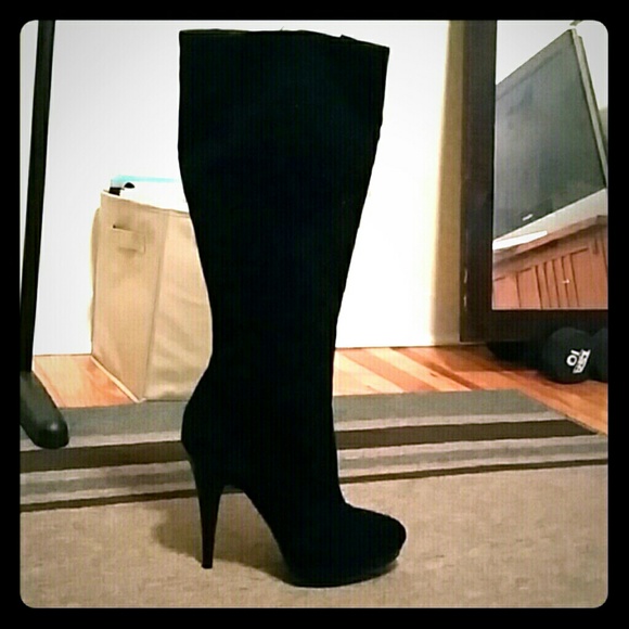 I.N.C boots