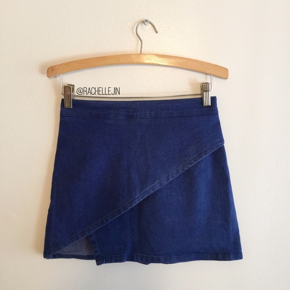 Brandy Melville Dresses & Skirts - 💌Sold💌 RARE Brandy Melville Denim Audrey Skirt