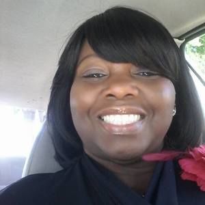 Meet your Posher, Iris