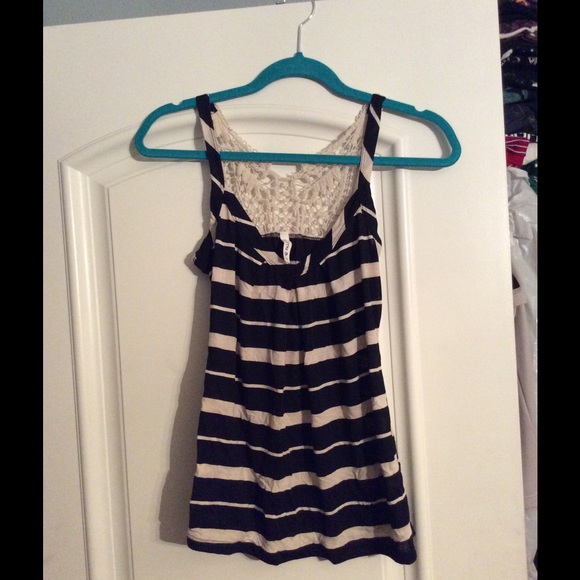 Black and White tank w/lace