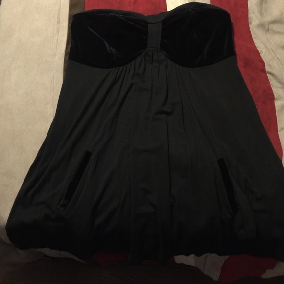 Strapless top