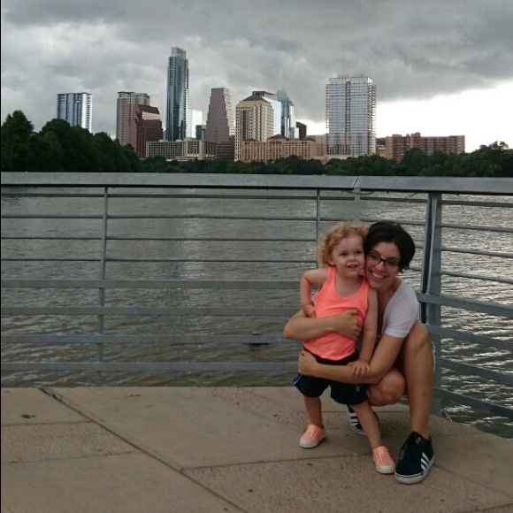 Meet your Posher, Holley - Picture 3 of 3