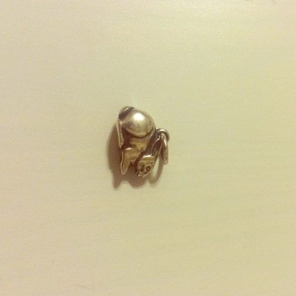 NWOT James Avery rabbit charm
