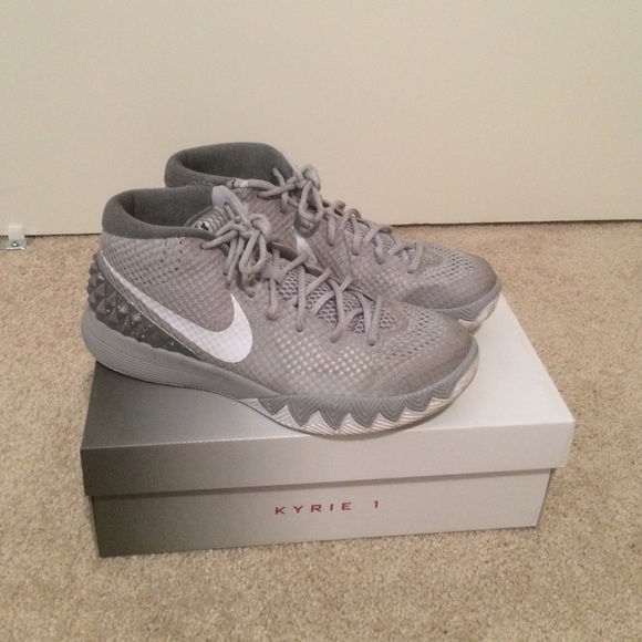 Nike Kyrie 1 Wolf Gray
