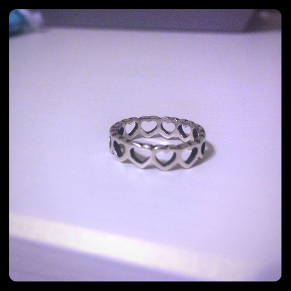 James Avery tiny hearts band ring