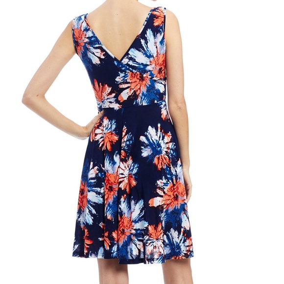 MILLE GABRIELLE Flowy Floral Dress - Picture 2 of 2