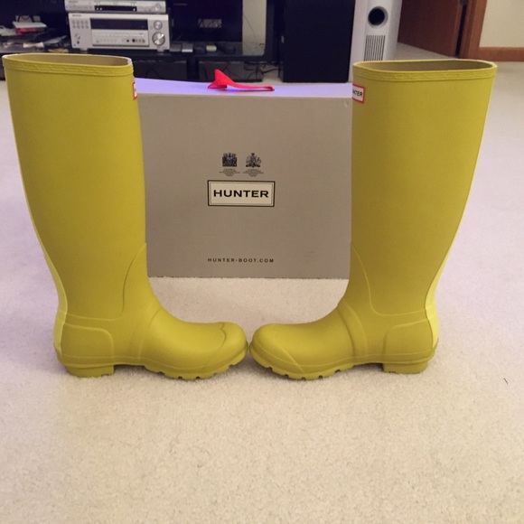 Brand new hunter boots - Picture 3 of 4