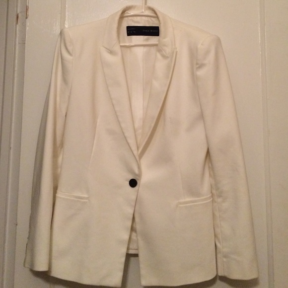 Winter white Zara blazer