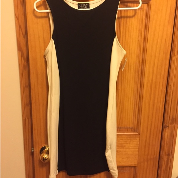 Color block Dress - Picture 3 of 4
