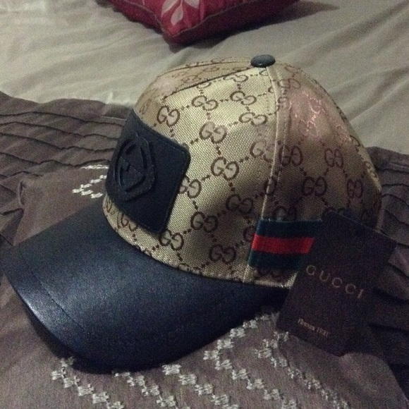 Gucci hat. Identical.