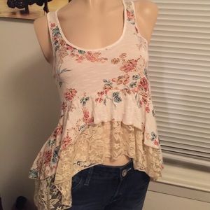 Floral lace tank