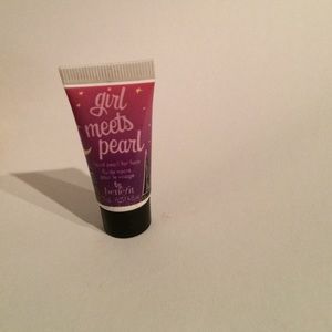 Benefit girl meets pearl mini