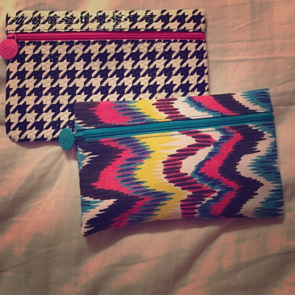 Ispy Makeup bags