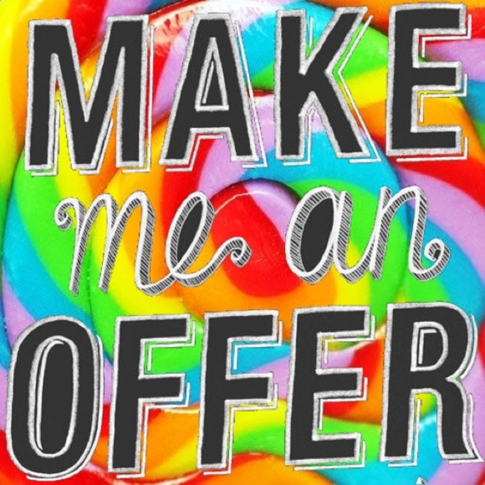 I ❤️ OFFERS!! BUNDLE YOUR LIKES FOR PRIVATE DISC!