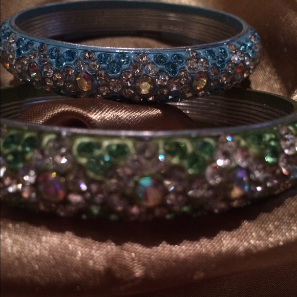 Two gorgeous bangles - Picture 2 of 4