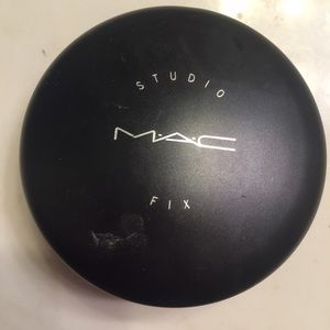 Used Studio Mac Fix