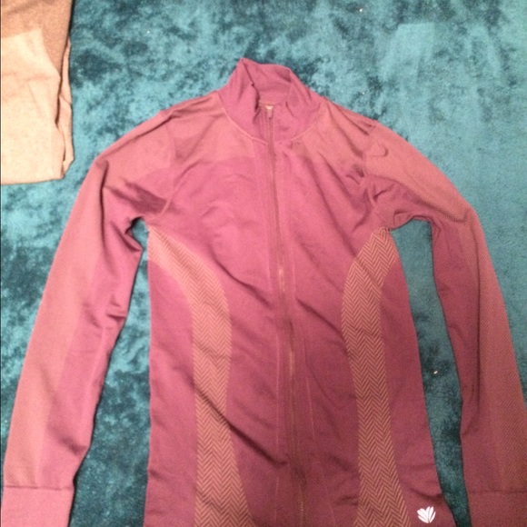 Athletic workout zip up