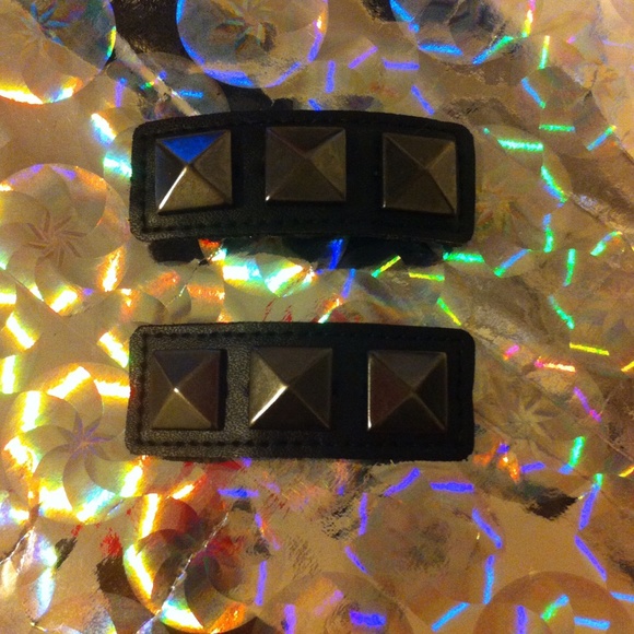 M I A Hair clips - Picture 1 of 2