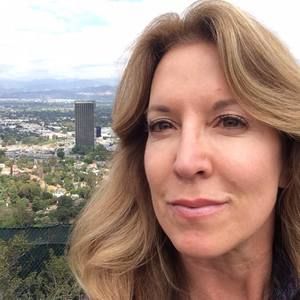 Meet your Posher, Regina