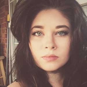 Meet your Posher, Kim