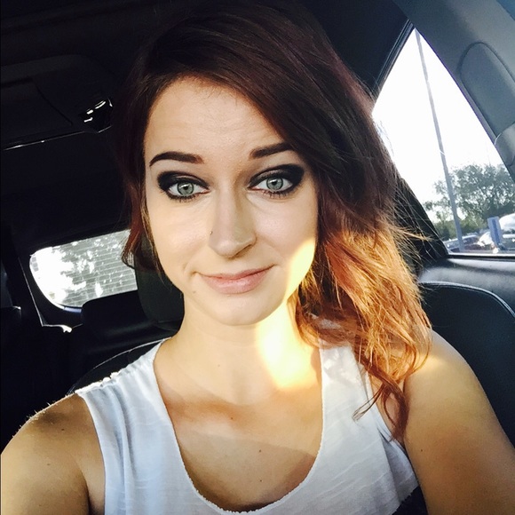 Meet your Posher, Shanee - Picture 1 of 1