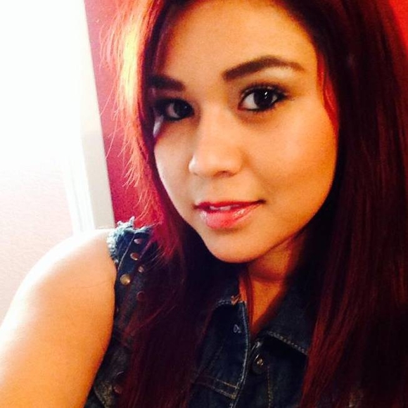 Meet your Posher, Marili