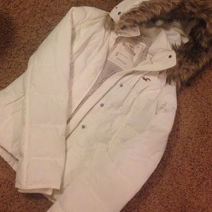 Hollister tan insulated jacket