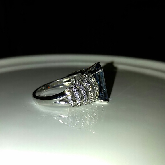 QVC ring - Picture 2 of 3