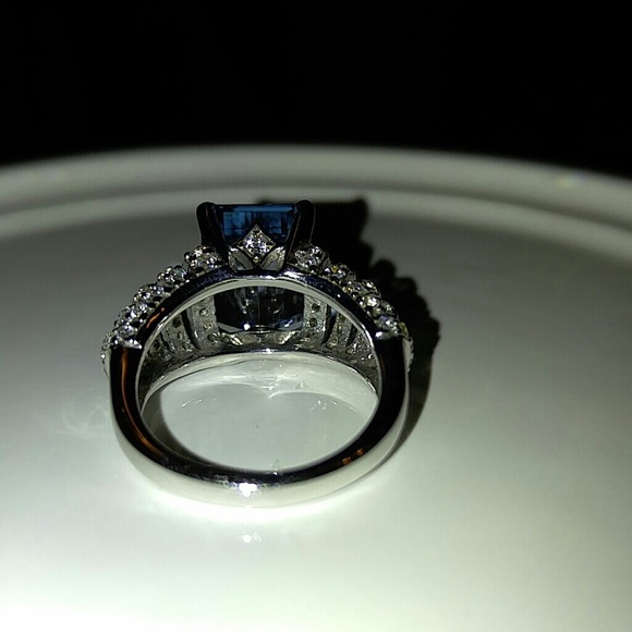 QVC ring - Picture 3 of 3