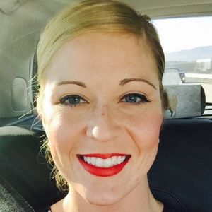 Meet your Posher, Janice