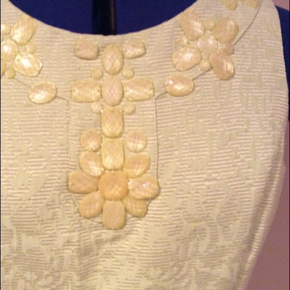 Bright green dress - Picture 2 of 4