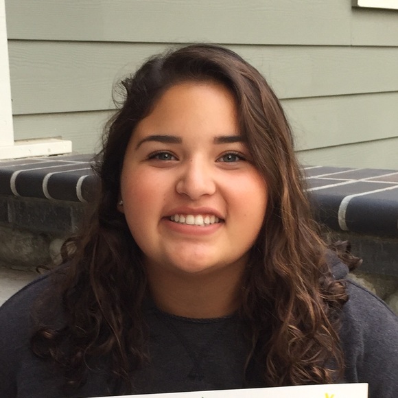 Meet your Posher, Delaney