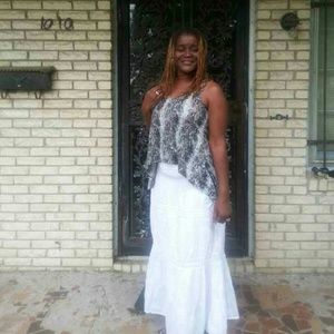 Meet your Posher, Eyvonne