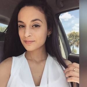 Meet your Posher, Helen