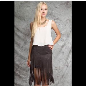Suede brown skirt with fringes