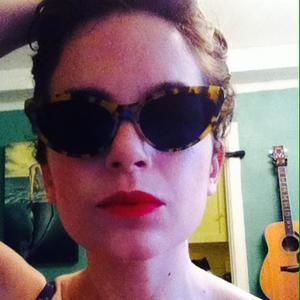 Meet your Posher, Julia